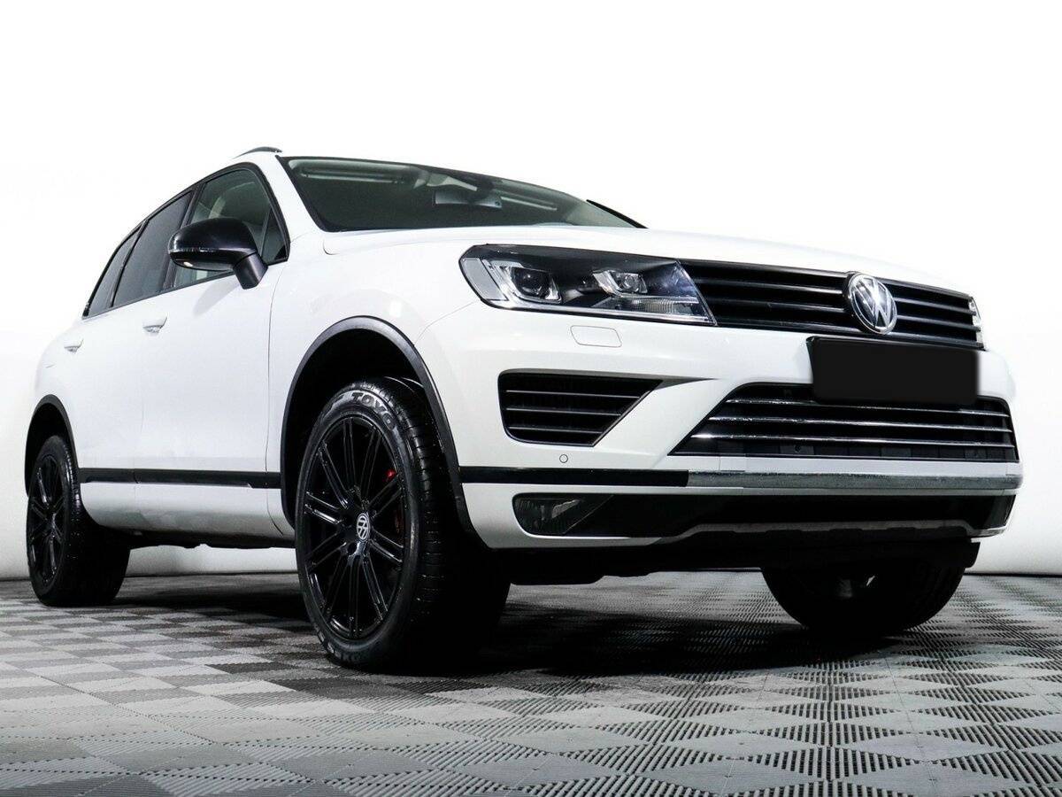 Купить Volkswagen Touareg с пробегом. Фото: #17