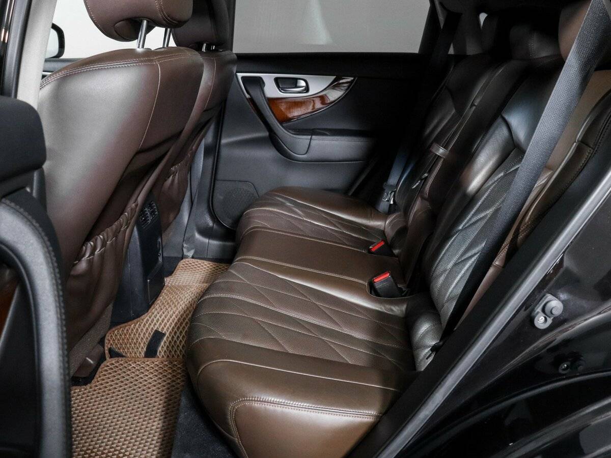 Купить Infiniti FX с пробегом. Фото: #4