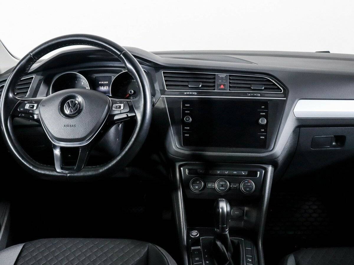 Купить Volkswagen Tiguan с пробегом. Фото: #8
