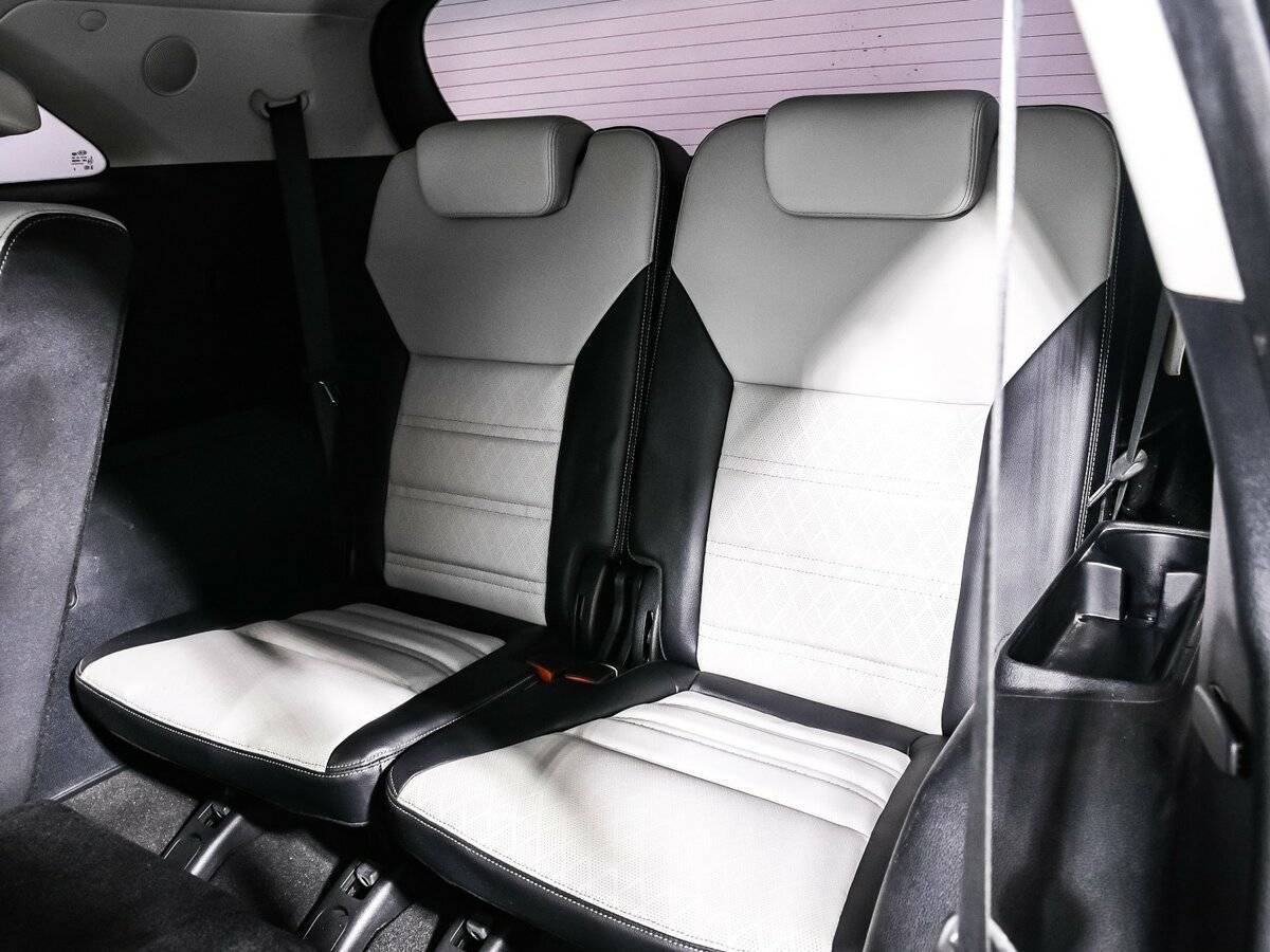 Купить Kia Sorento с пробегом. Фото: #13