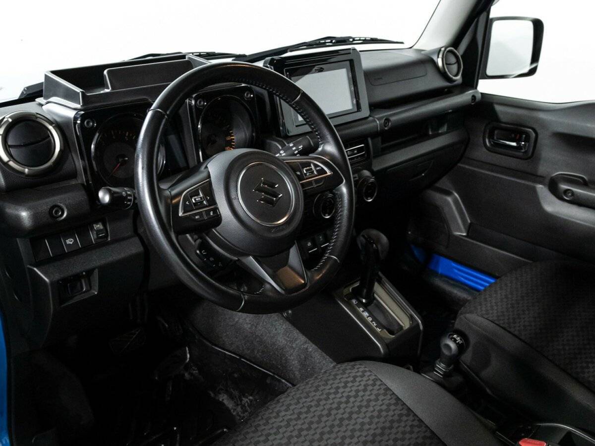 Купить Suzuki Jimny с пробегом. Фото: #10