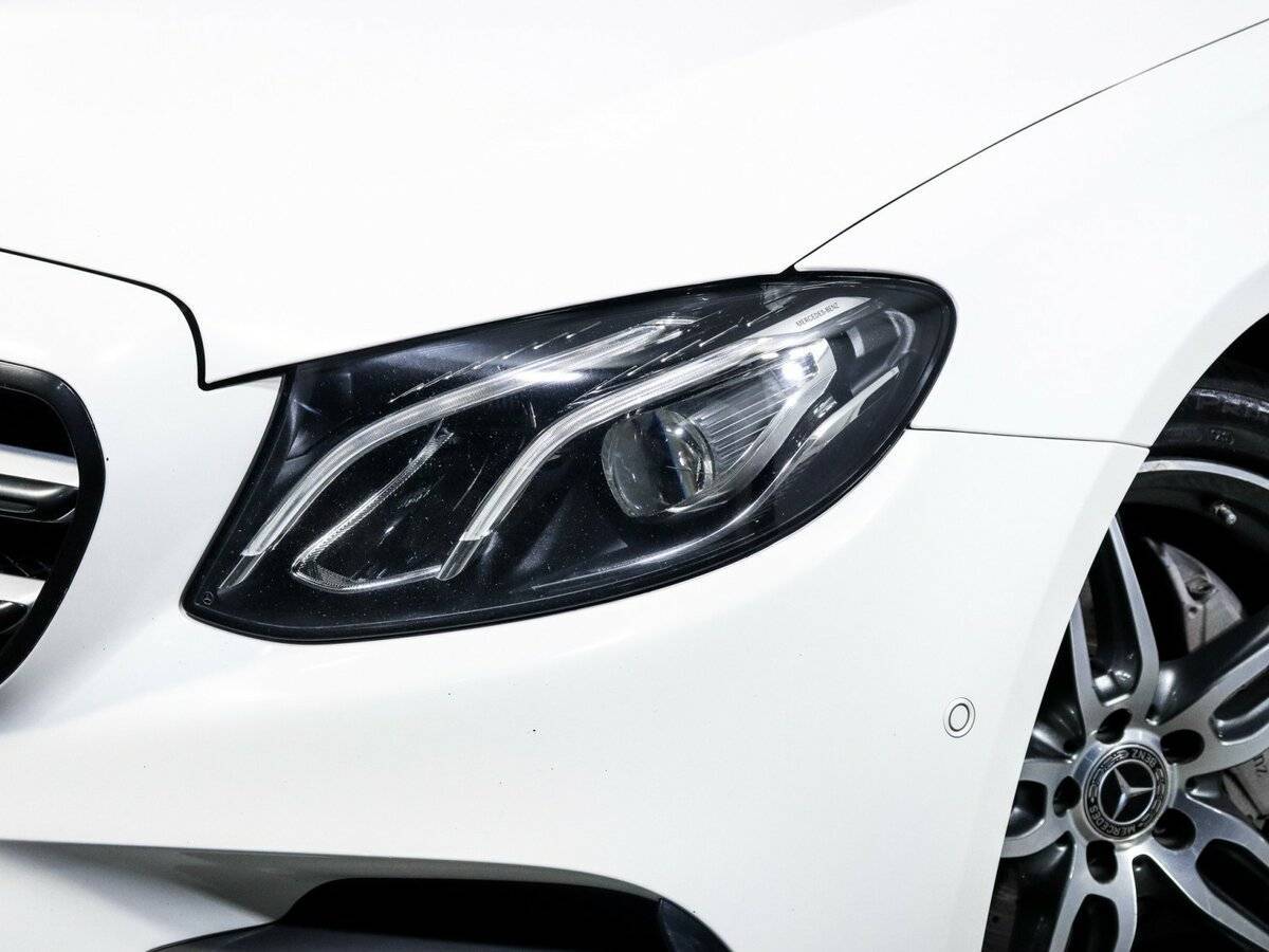 Купить Mercedes-Benz E-Класс с пробегом. Фото: #15