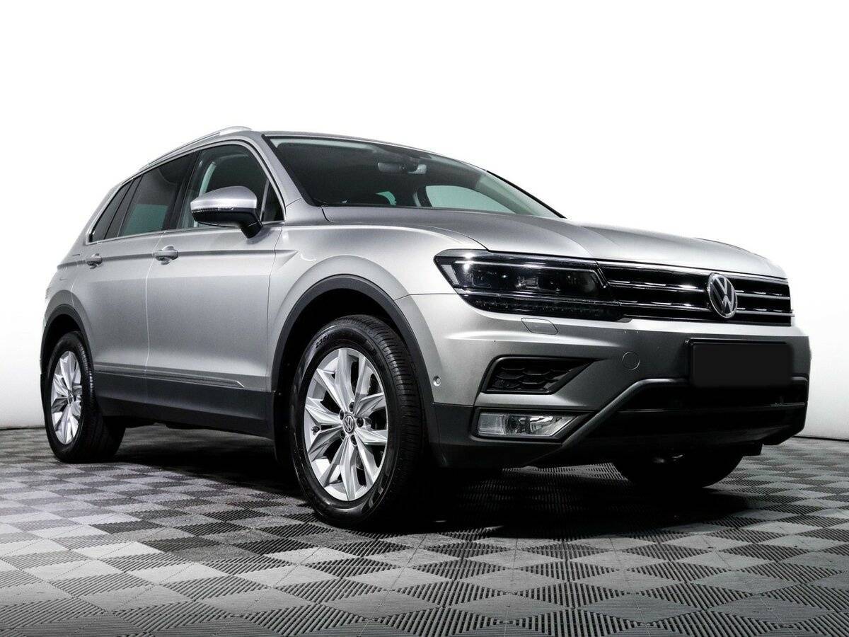 Купить Volkswagen Tiguan с пробегом. Фото: #17