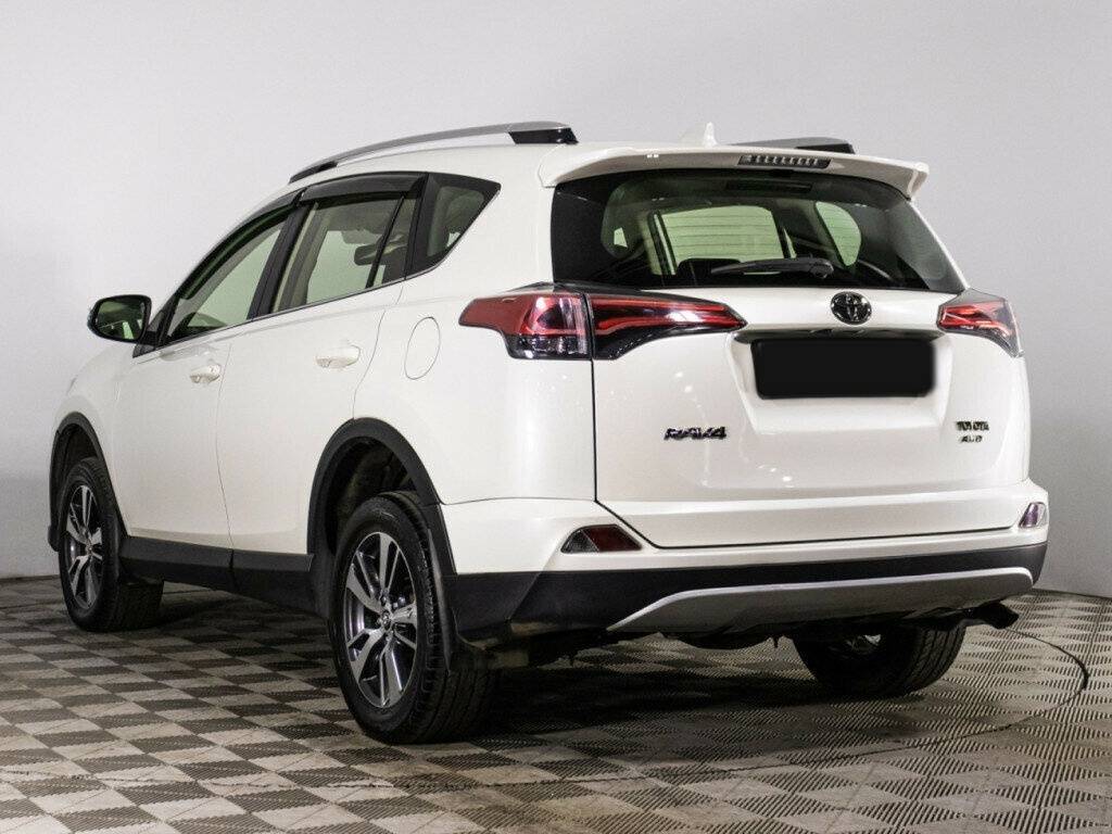 Купить Toyota RAV4 с пробегом. Фото: #5