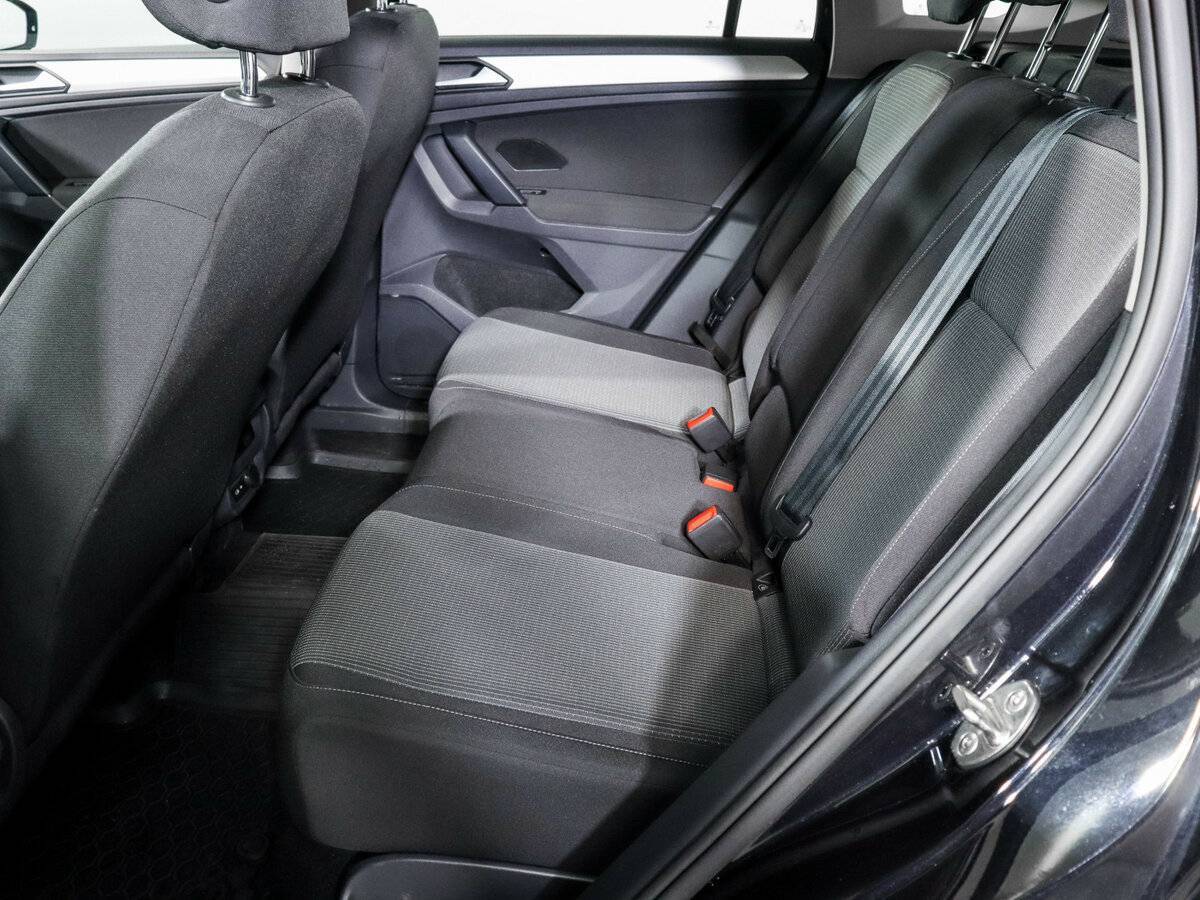 Купить Volkswagen Tiguan с пробегом. Фото: #9