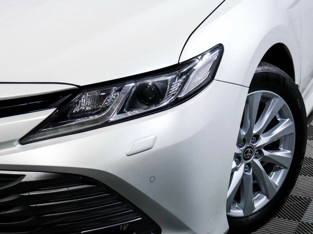 Купить Toyota Camry с пробегом. Фото: #15