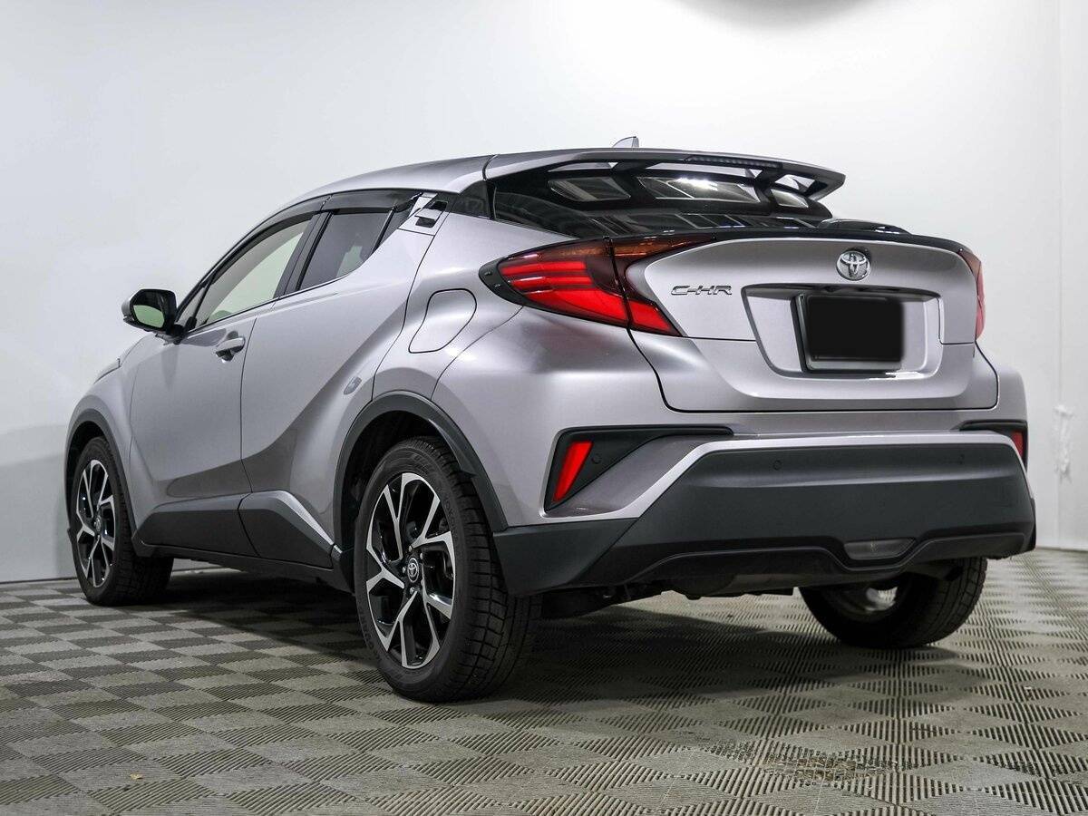 Купить Toyota C-HR с пробегом. Фото: #5
