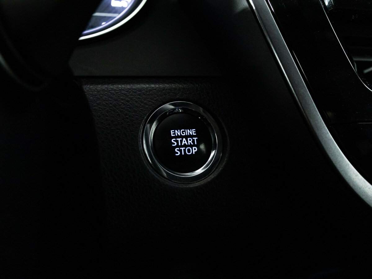 Купить Toyota Camry с пробегом. Фото: #18