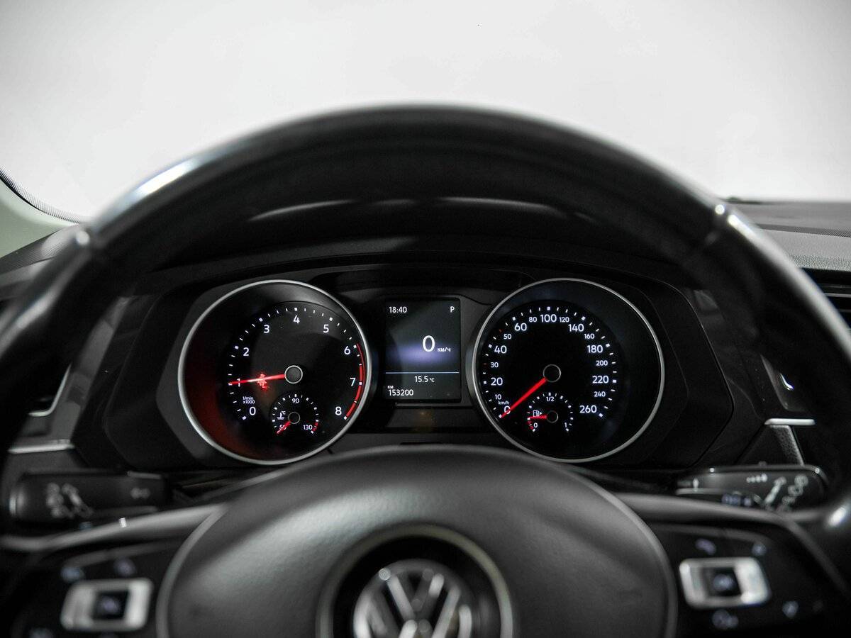 Купить Volkswagen Tiguan с пробегом. Фото: #6