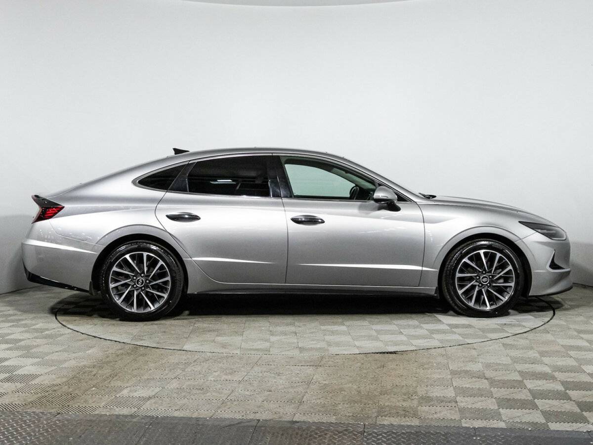 Купить Hyundai Sonata с пробегом. Фото: #3