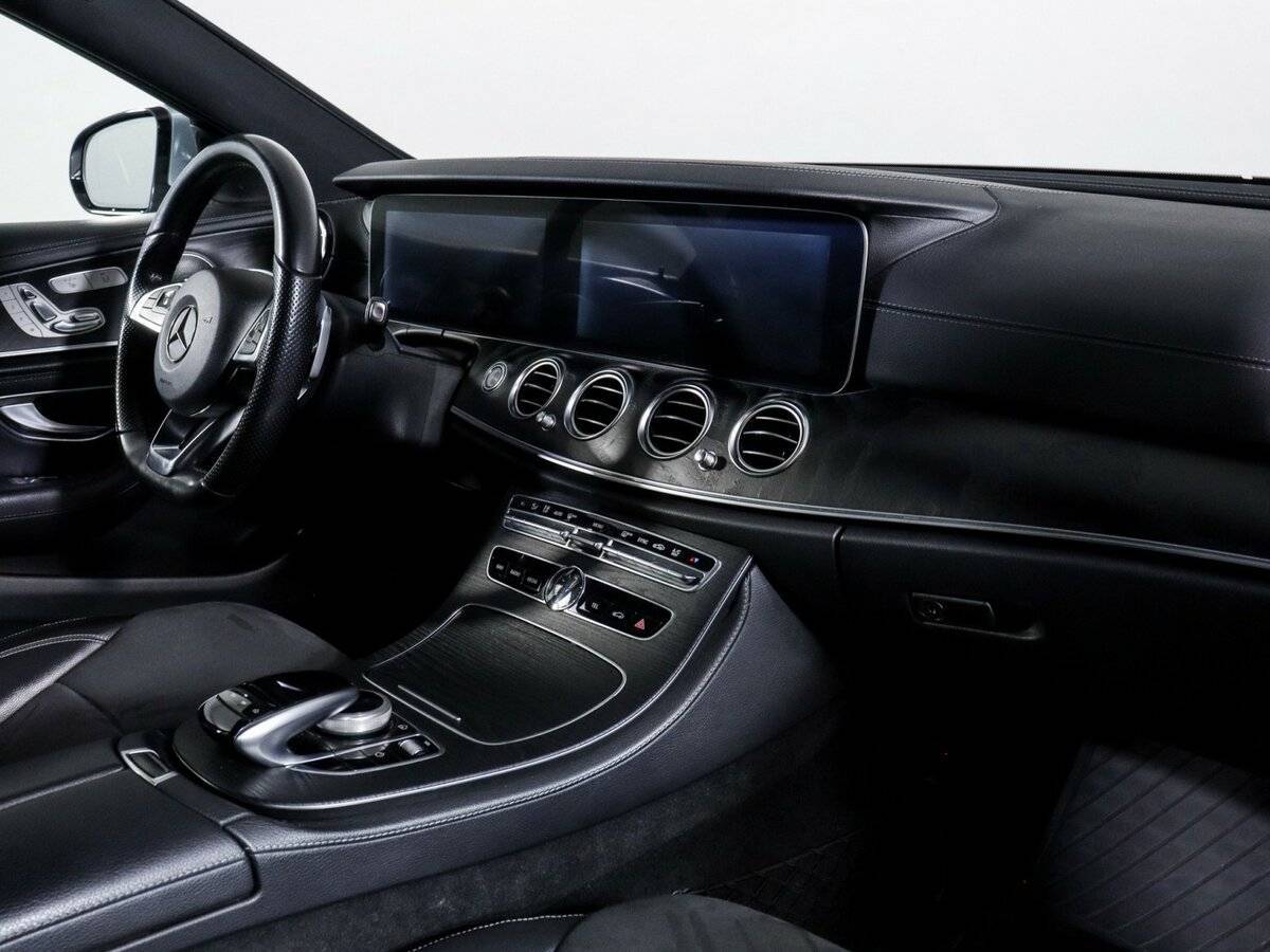 Купить Mercedes-Benz E-Класс с пробегом. Фото: #4
