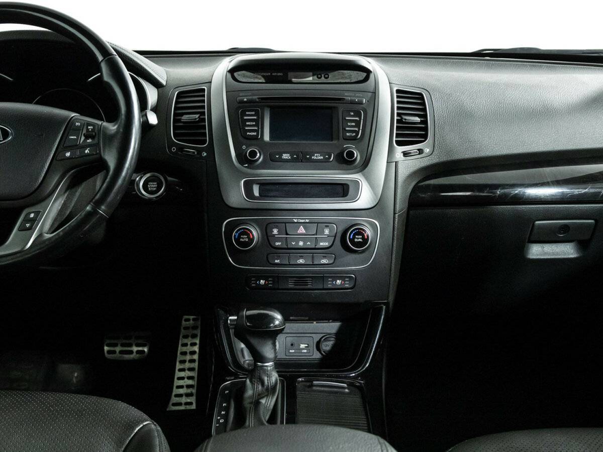 Купить Kia Sorento с пробегом. Фото: #11