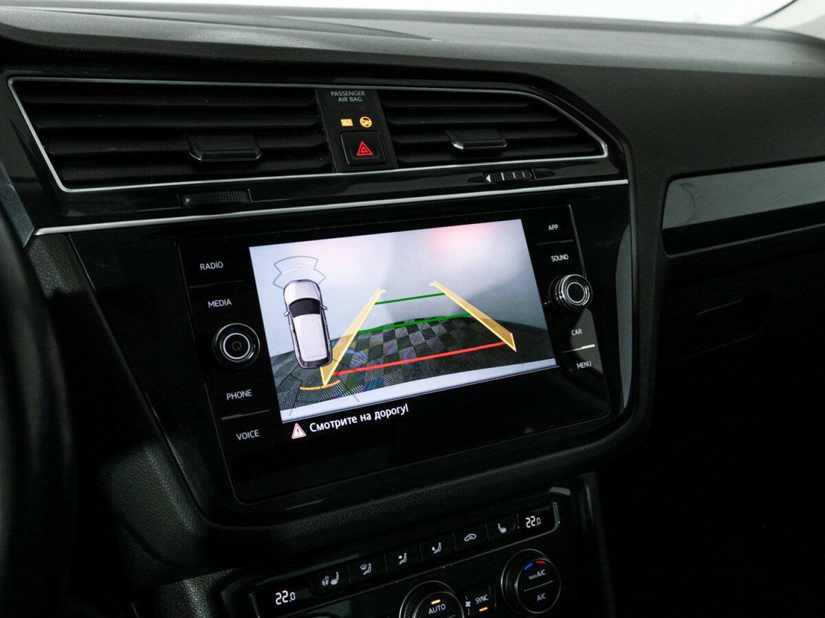 Купить Volkswagen Tiguan с пробегом. Фото: #18