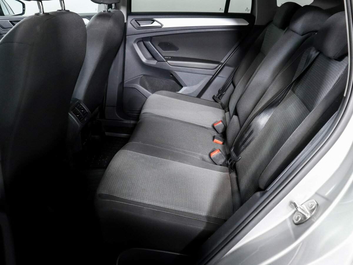 Купить Volkswagen Tiguan с пробегом. Фото: #5