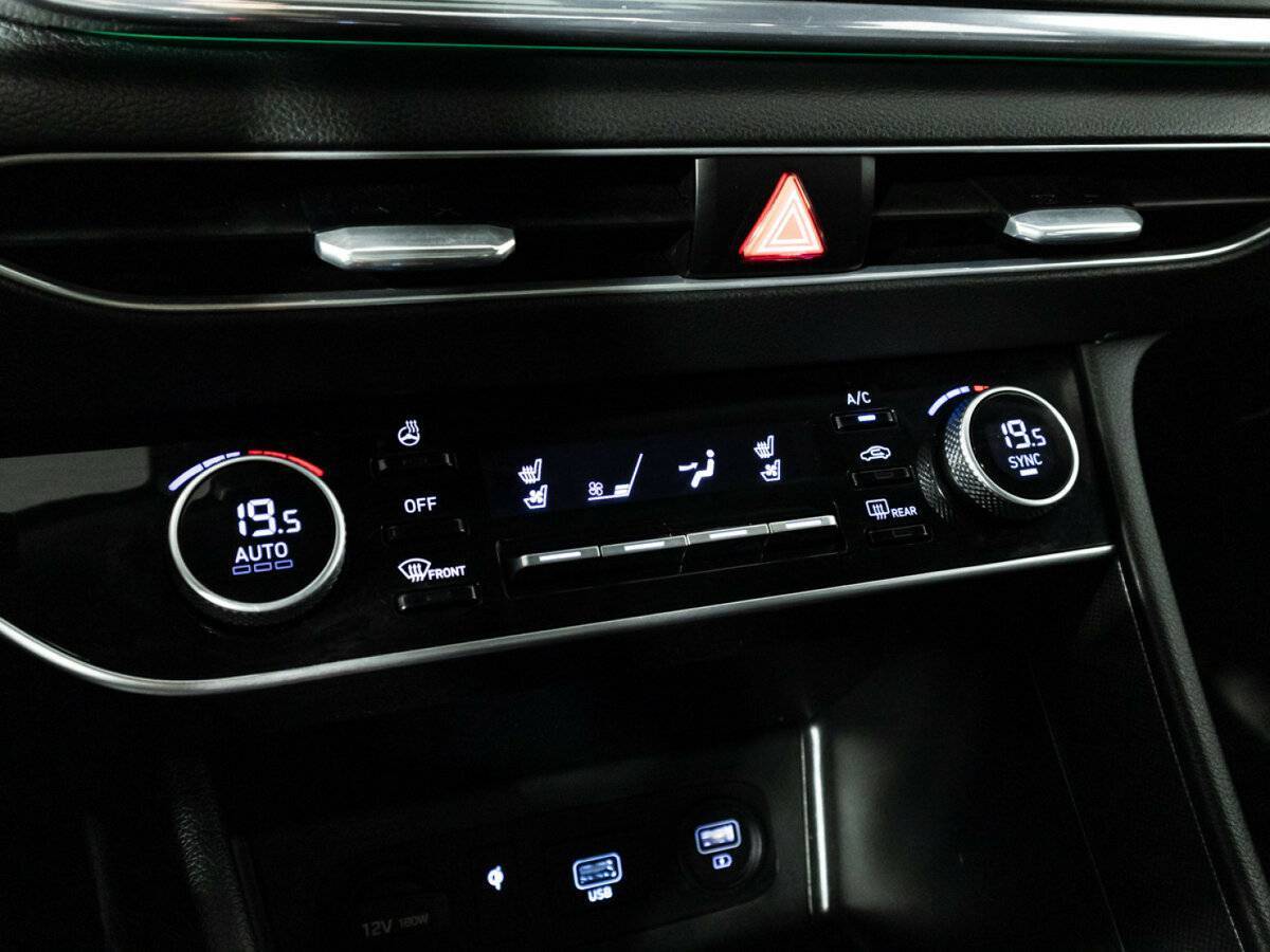 Купить Hyundai Sonata с пробегом. Фото: #19