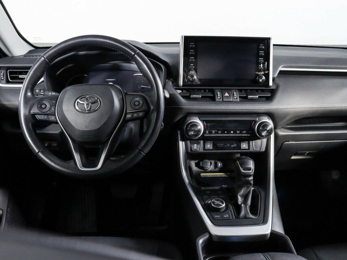 Купить Toyota RAV4 с пробегом. Фото: #8