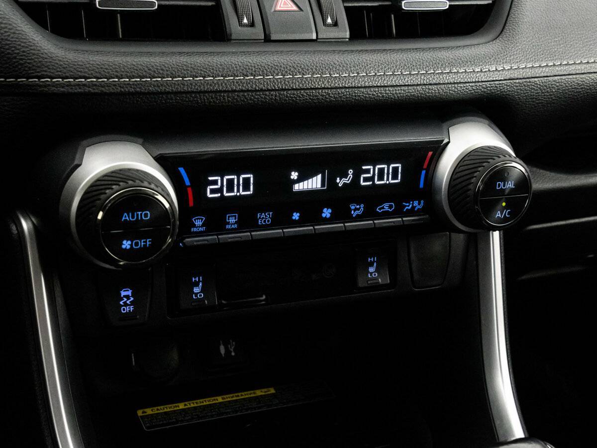 Купить Toyota RAV4 с пробегом. Фото: #11