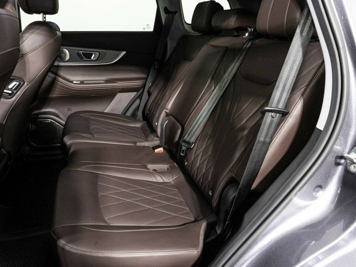 Купить Chery Tiggo 8 Pro Max с пробегом. Фото: #9