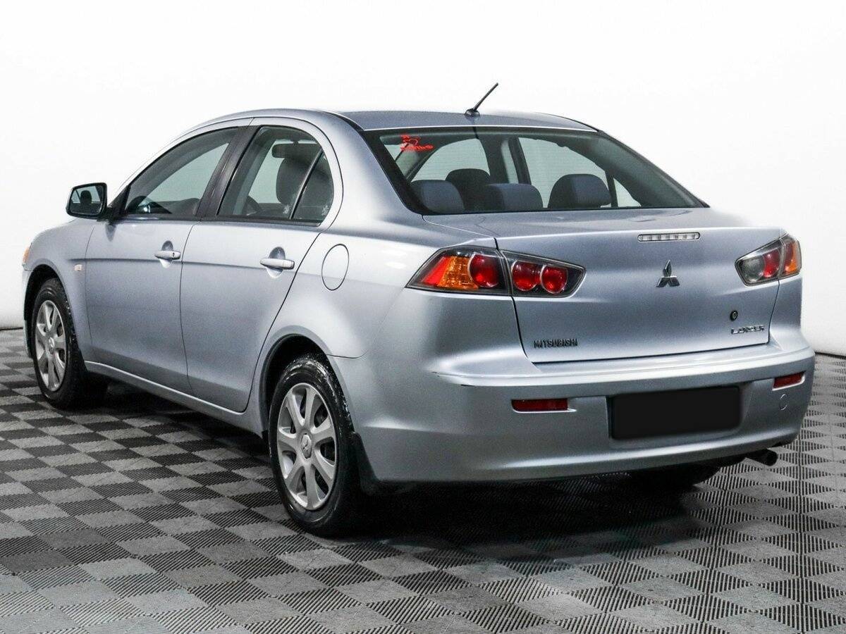 Купить Mitsubishi Lancer с пробегом. Фото: #5