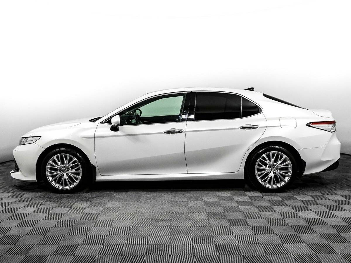 Купить Toyota Camry с пробегом. Фото: #7