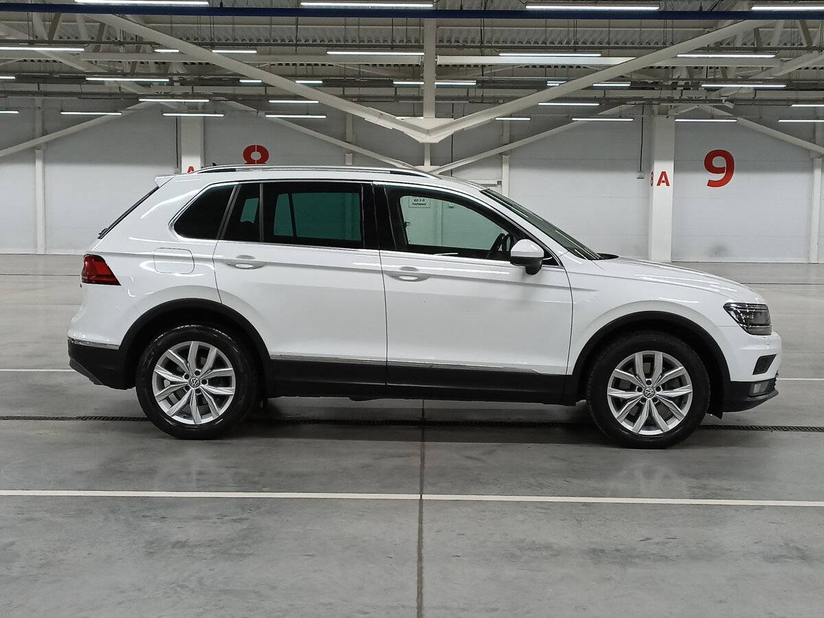 Купить Volkswagen Tiguan с пробегом. Фото: #3