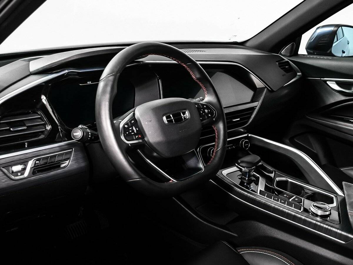 Купить Geely Tugella с пробегом. Фото: #11