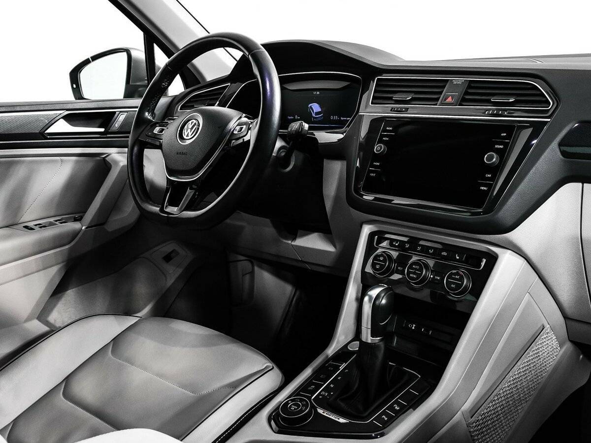 Купить Volkswagen Tiguan с пробегом. Фото: #8