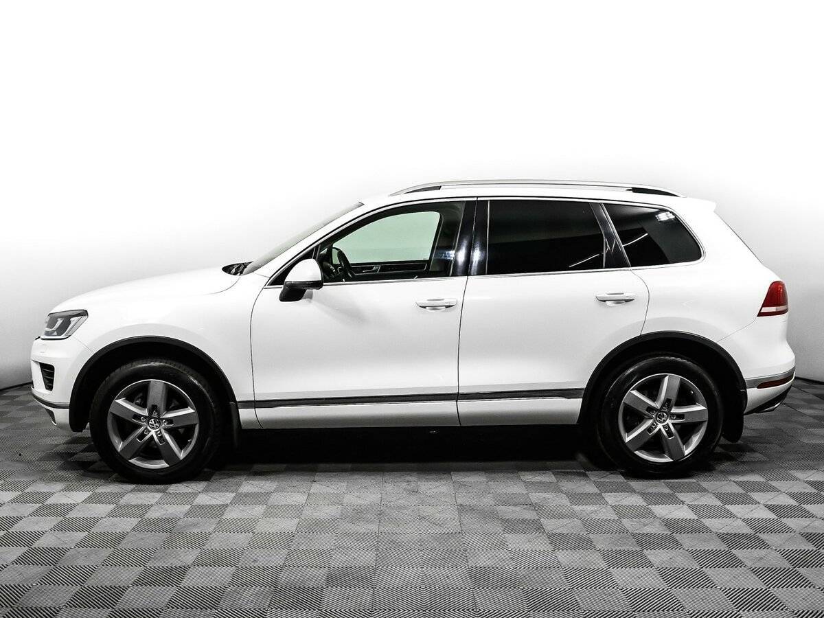 Купить Volkswagen Touareg с пробегом. Фото: #7