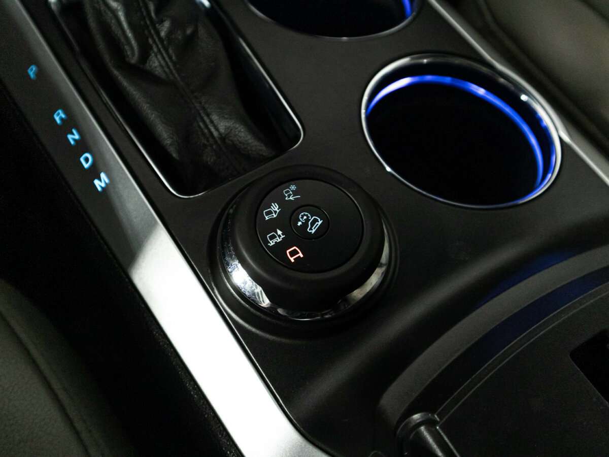 Купить Ford Explorer с пробегом. Фото: #18