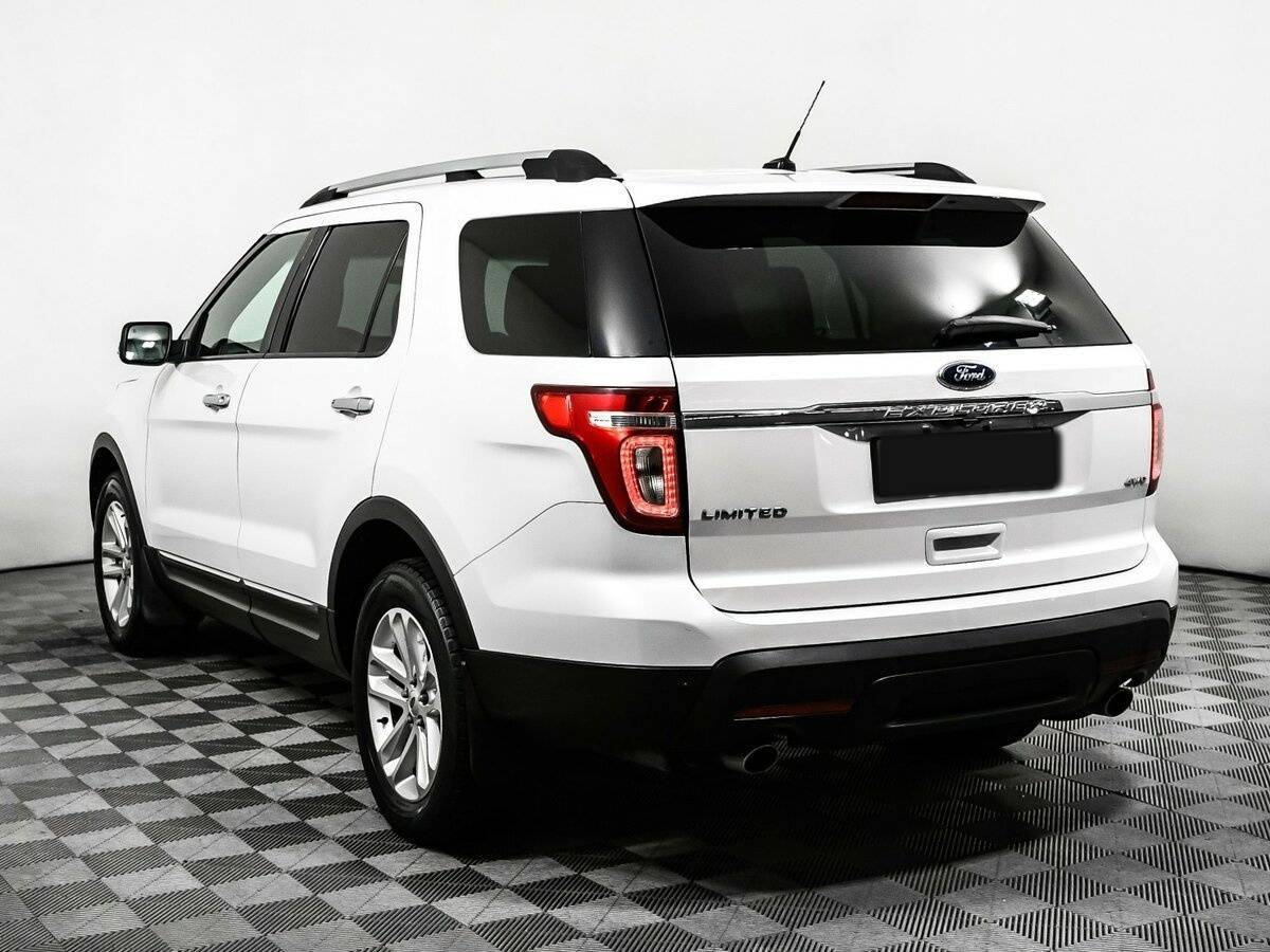 Купить Ford Explorer с пробегом. Фото: #6