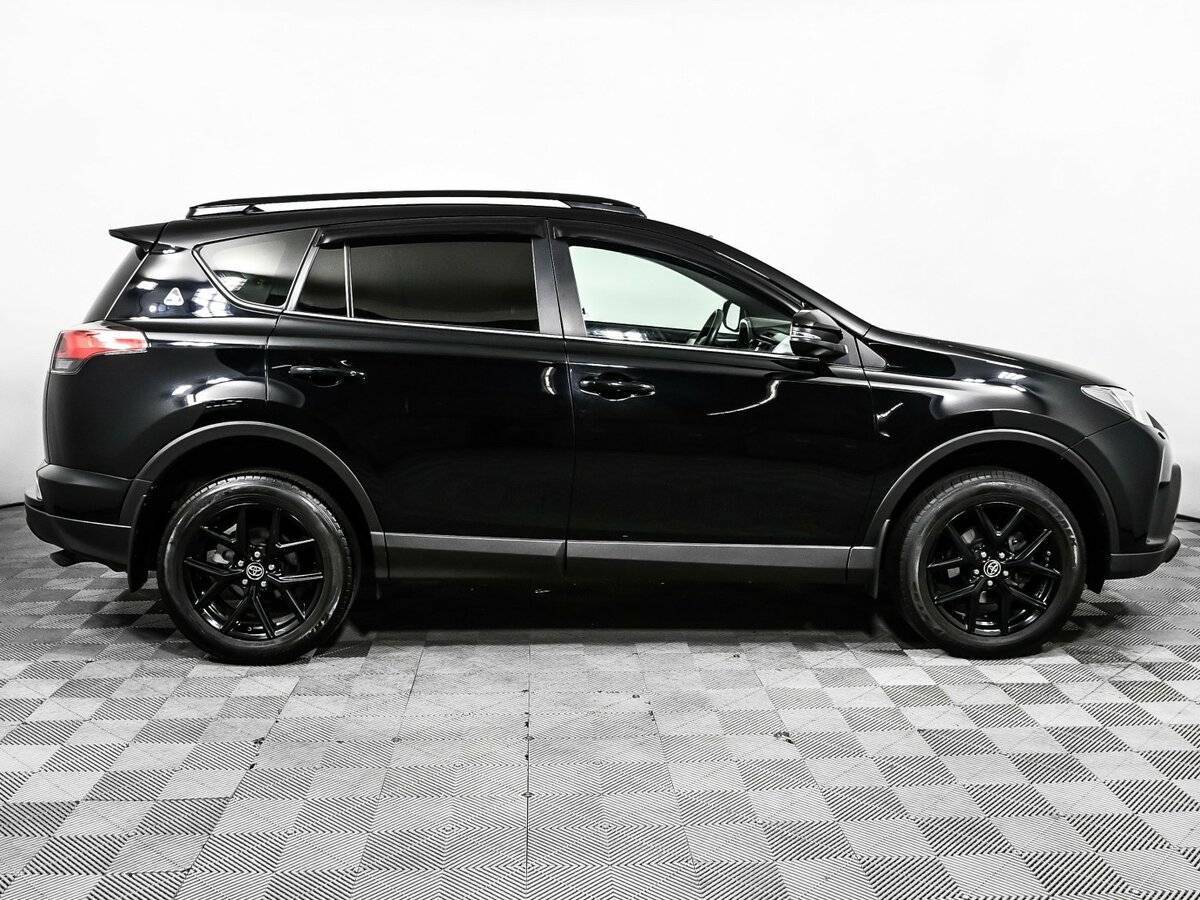 Купить Toyota RAV4 с пробегом. Фото: #3