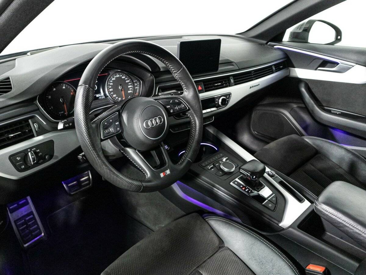 Купить Audi A4 с пробегом. Фото: #10