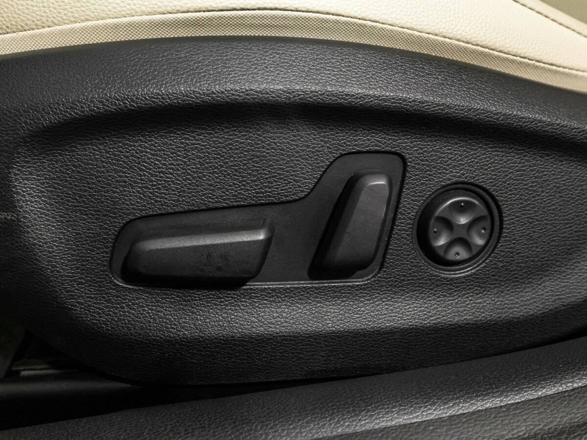 Купить Hyundai Sonata с пробегом. Фото: #19