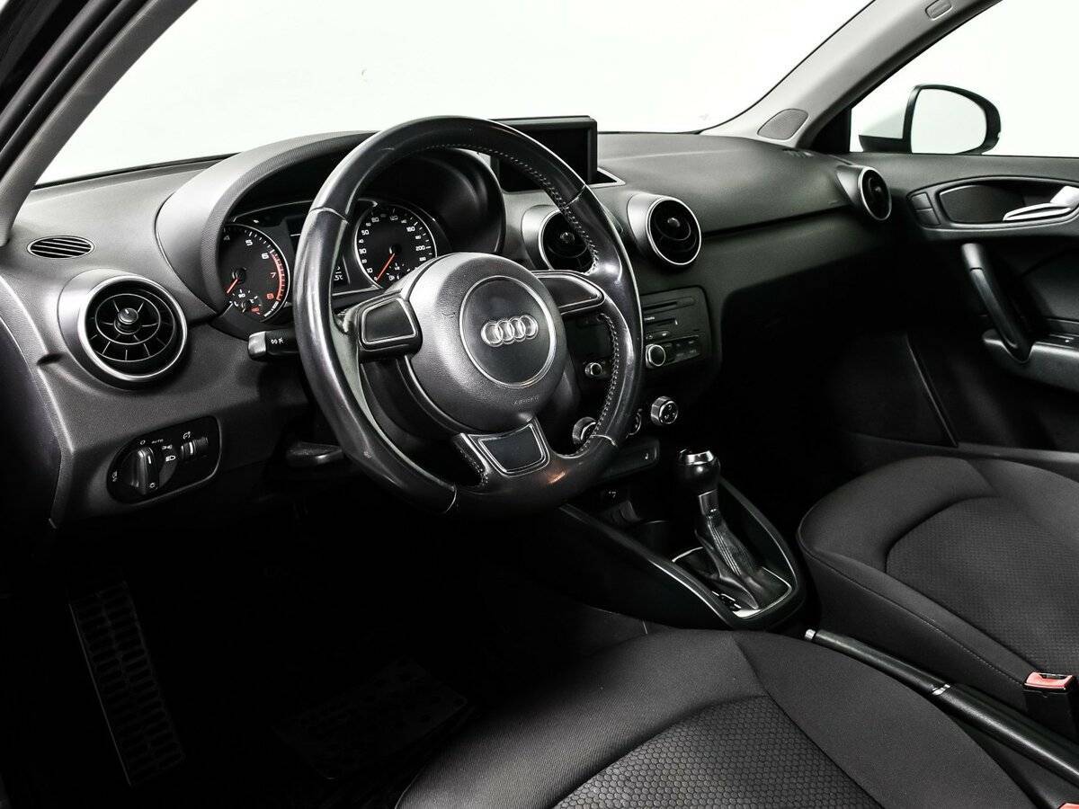 Купить Audi A1 с пробегом. Фото: #12