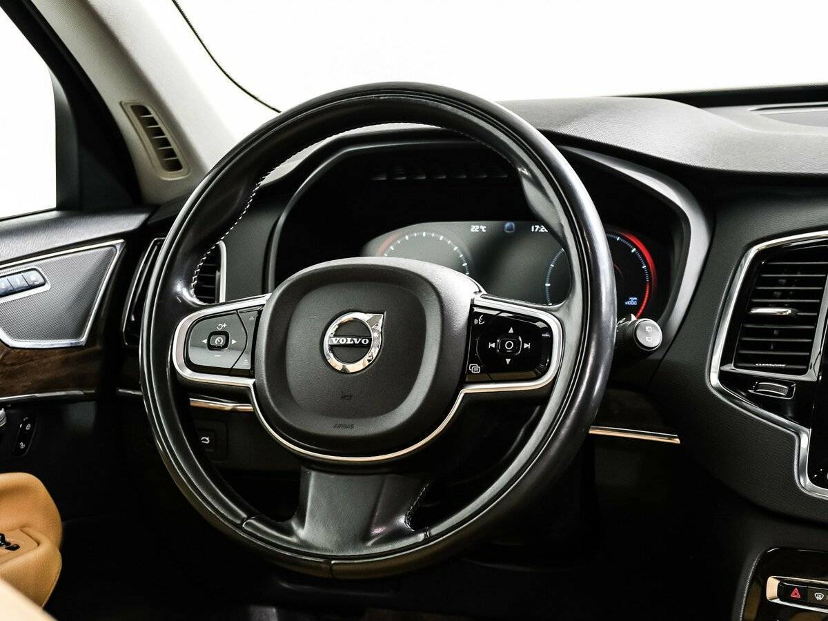Купить Volvo XC90 с пробегом. Фото: #11