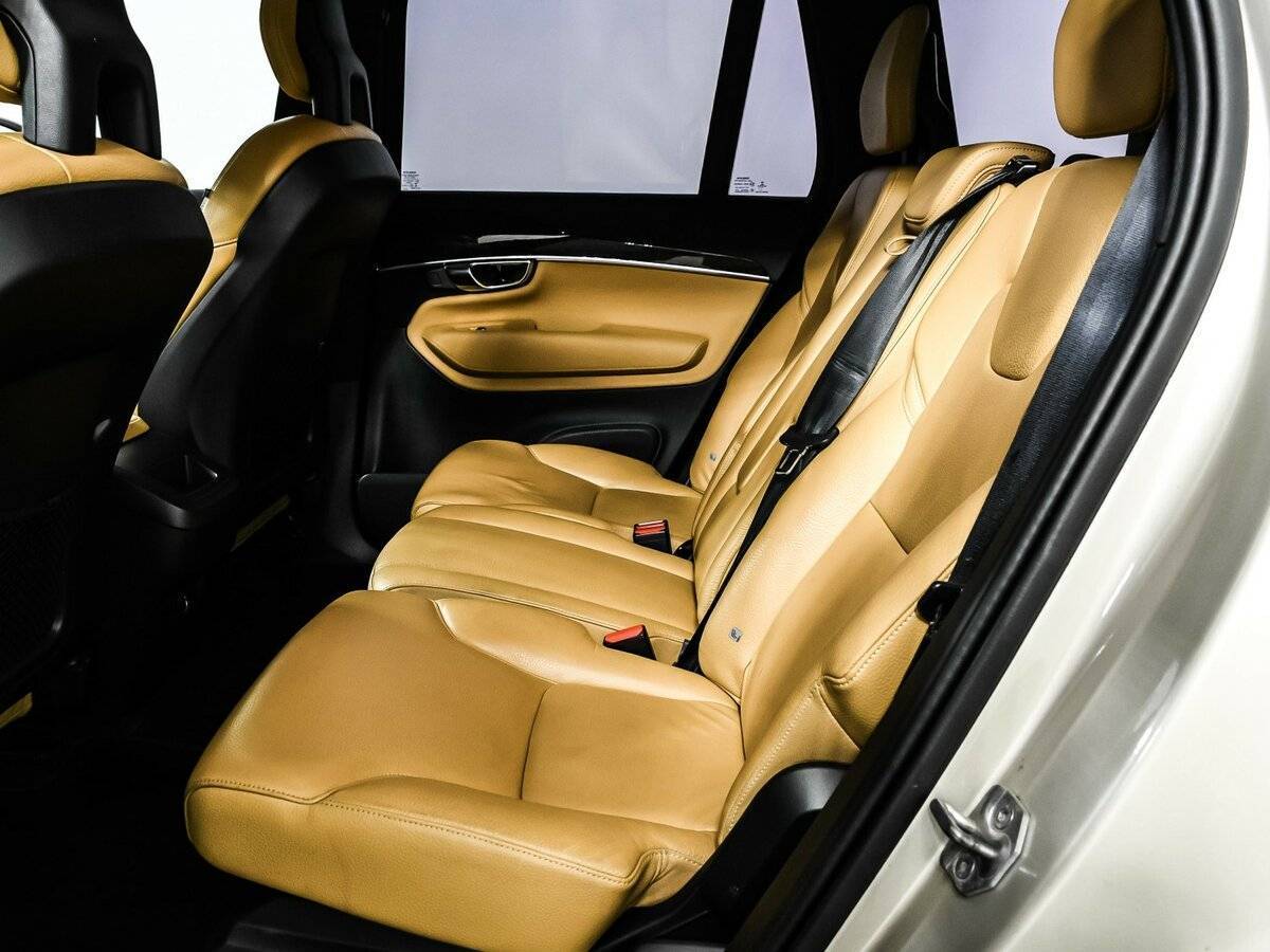 Купить Volvo XC90 с пробегом. Фото: #13