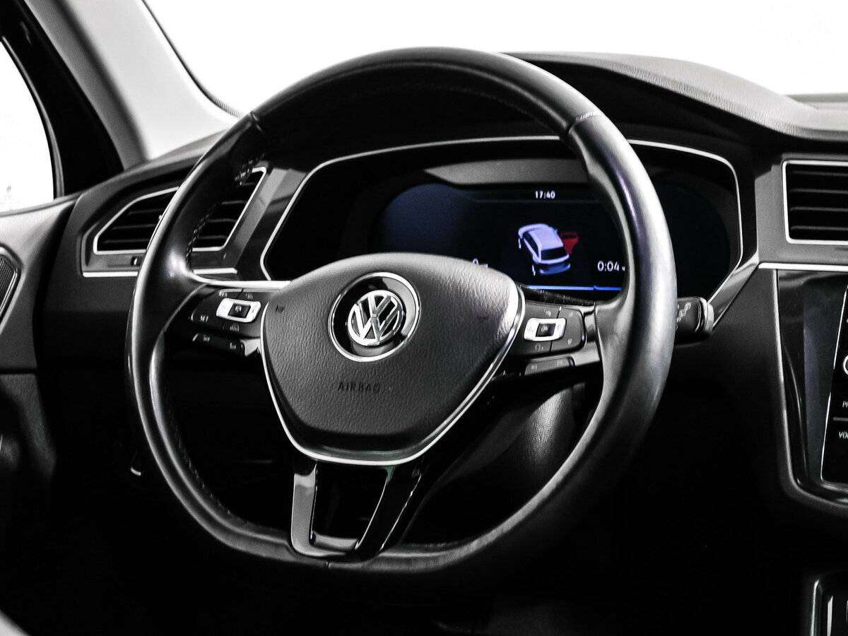 Купить Volkswagen Tiguan с пробегом. Фото: #11