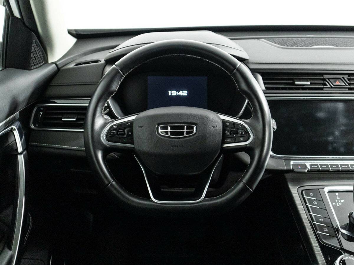 Купить Geely Atlas Pro с пробегом. Фото: #21