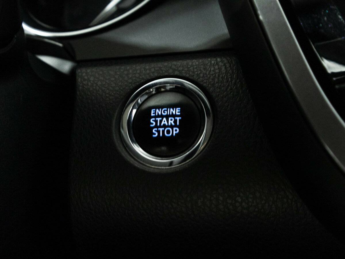 Купить Toyota Camry с пробегом. Фото: #18