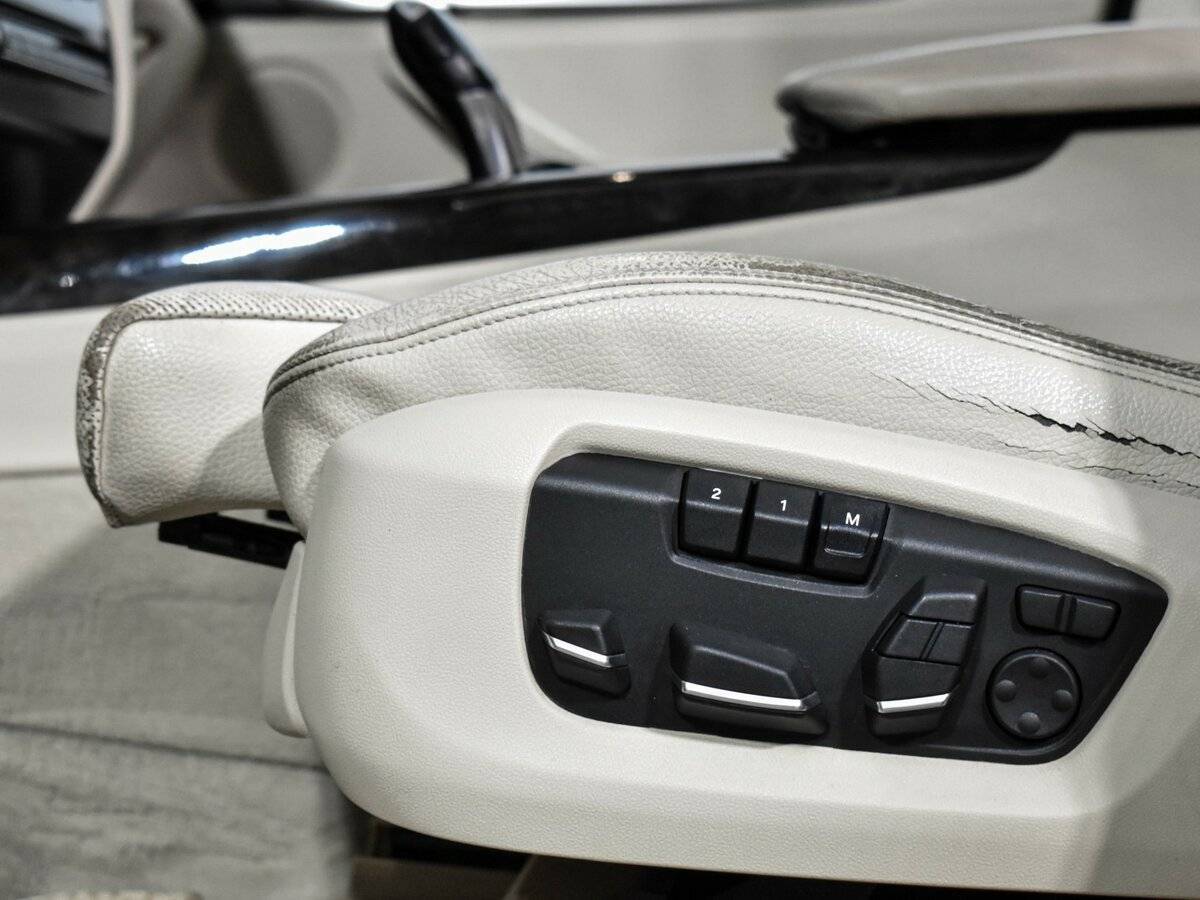 Купить BMW X5 с пробегом. Фото: #9