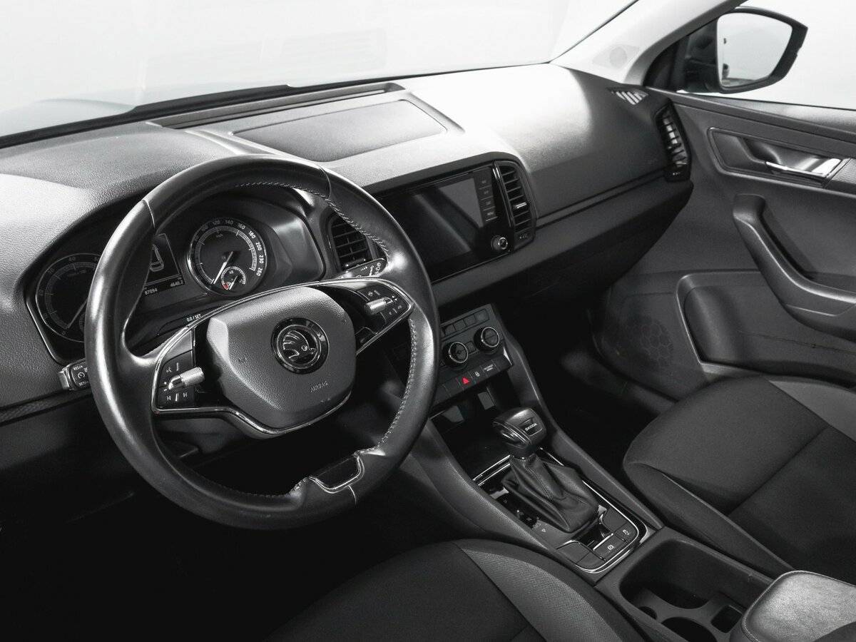 Купить Skoda Karoq с пробегом. Фото: #10