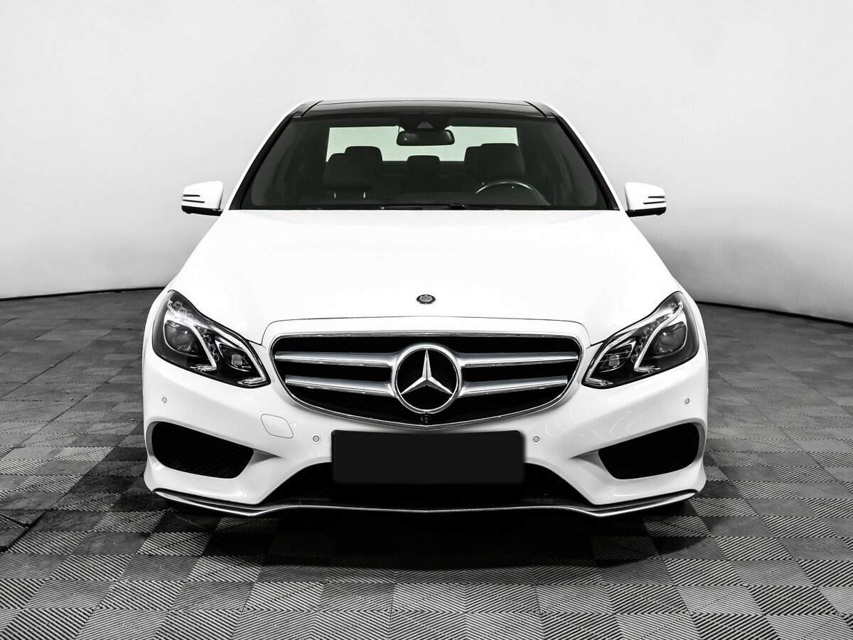 Купить Mercedes-Benz E-Класс с пробегом. Фото: #1