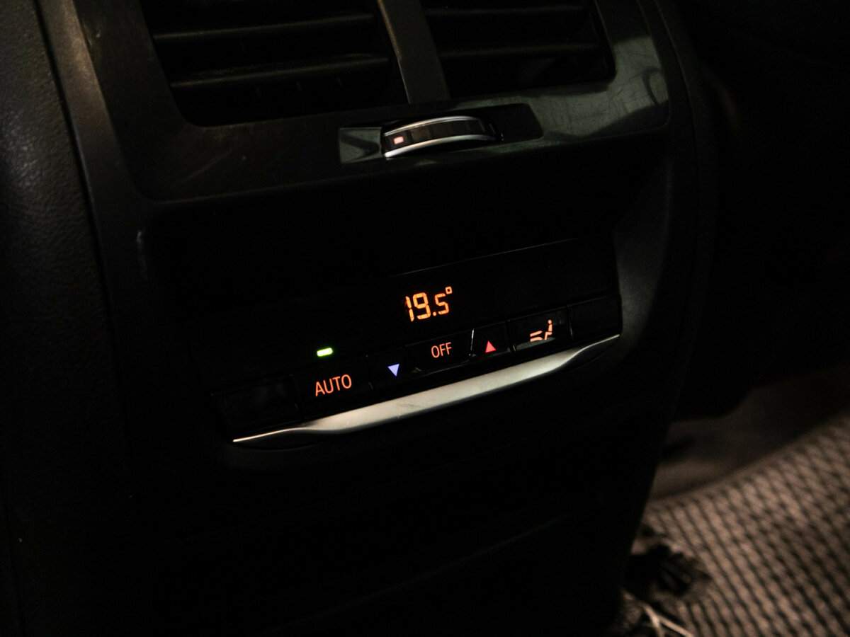 Купить BMW X3 с пробегом. Фото: #21