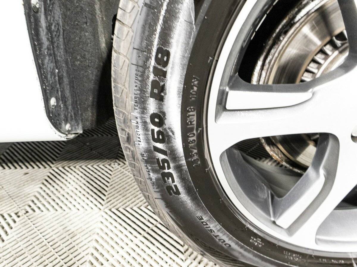 Купить Volvo XC60 с пробегом. Фото: #5