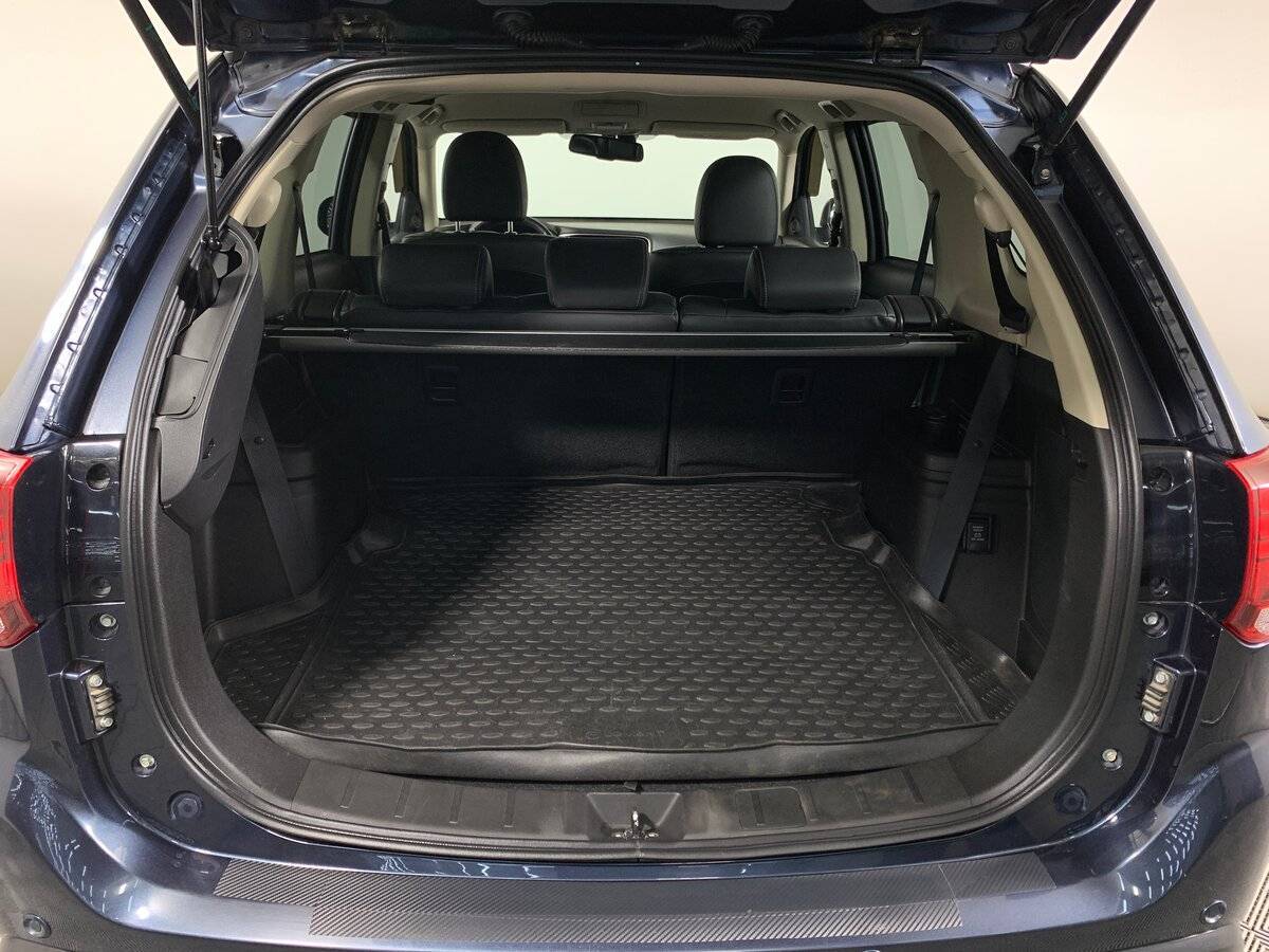 Купить Mitsubishi Outlander с пробегом. Фото: #18