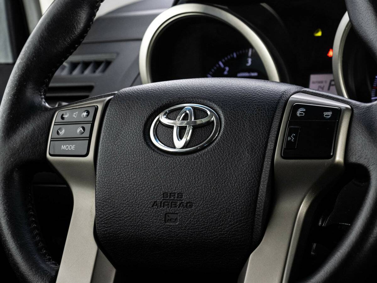 Купить Toyota Land Cruiser Prado с пробегом. Фото: #12