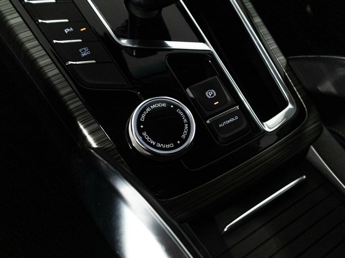 Купить Geely Atlas Pro с пробегом. Фото: #19