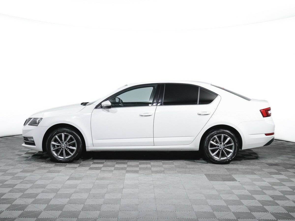 Купить Skoda Octavia с пробегом. Фото: #4