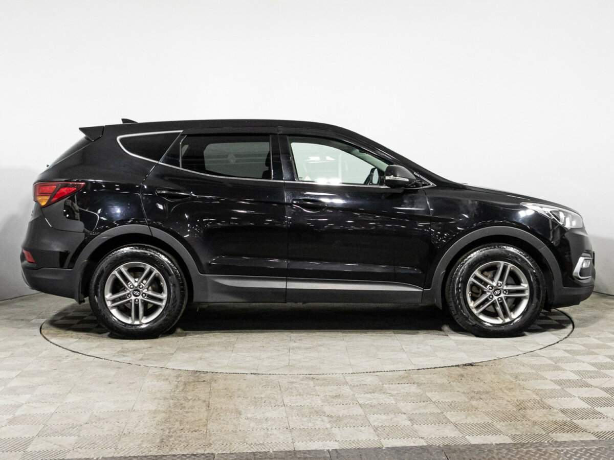 Купить Hyundai Santa Fe с пробегом. Фото: #3