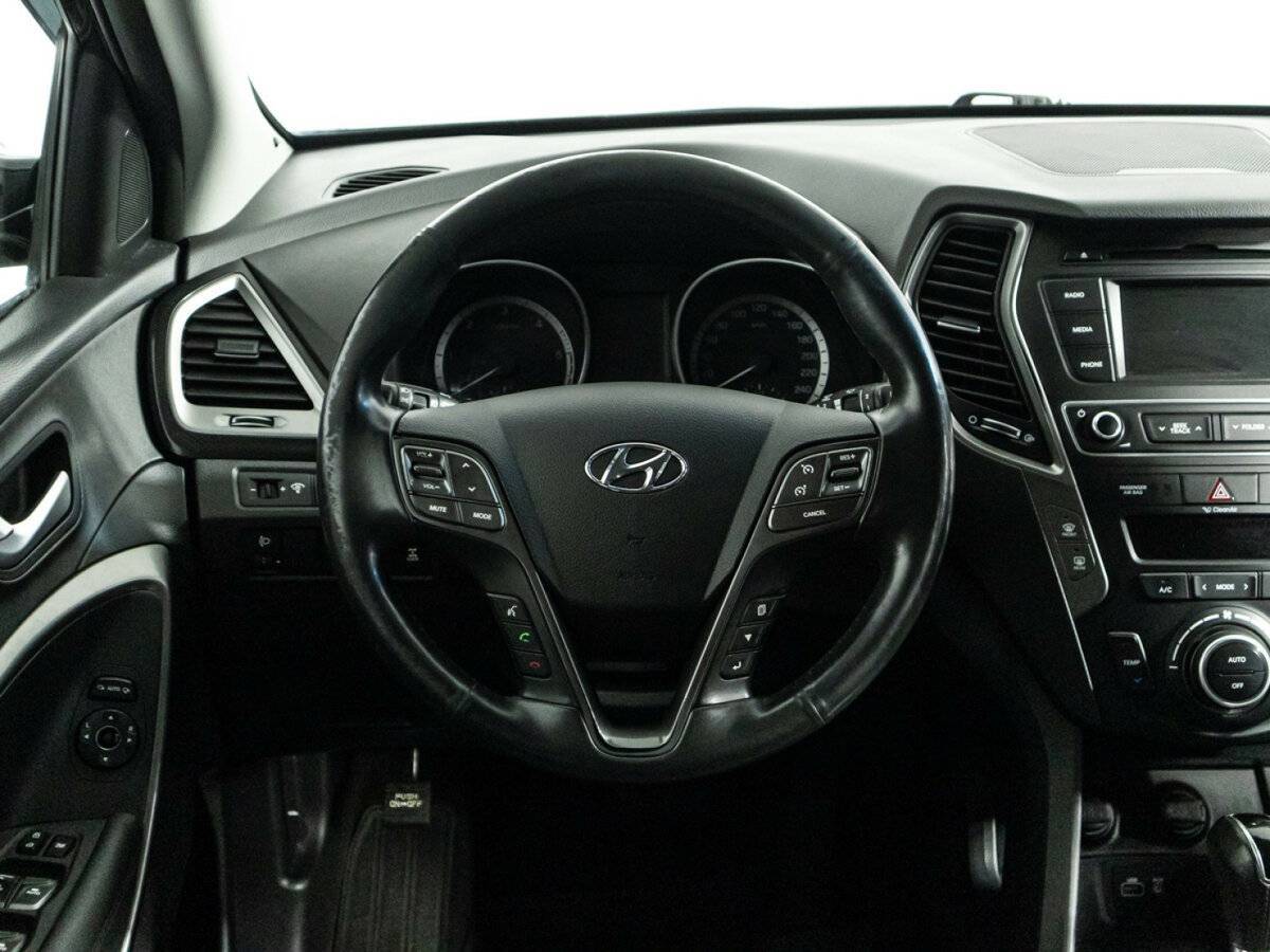 Купить Hyundai Santa Fe с пробегом. Фото: #17